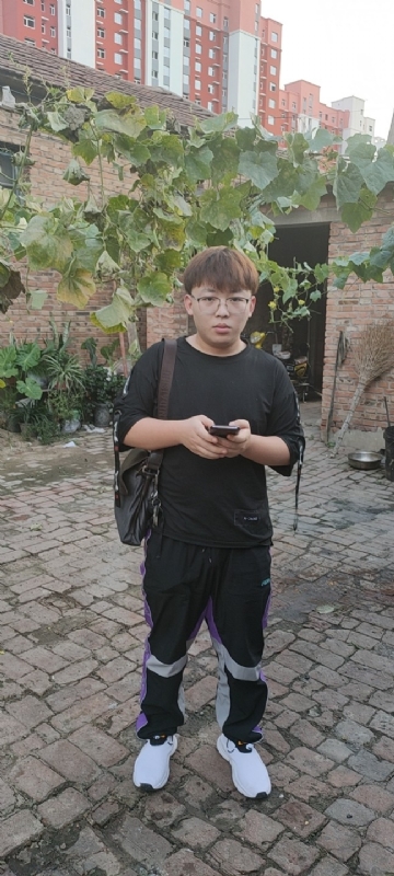 辛禹的第二张照片--景县父母相亲团